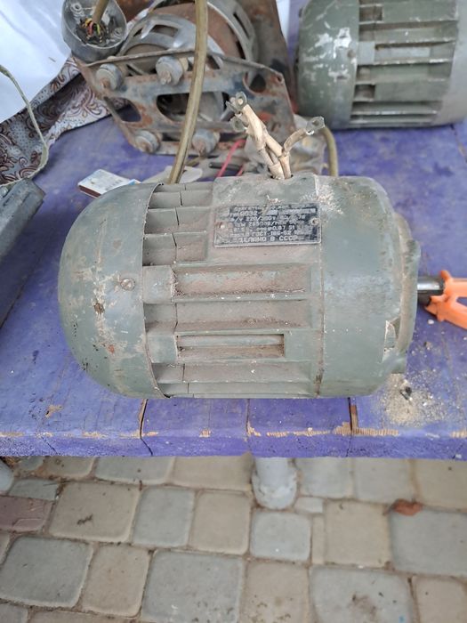 Єлектро мотори на вибір