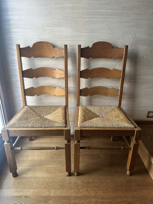 Krzesła drewniane