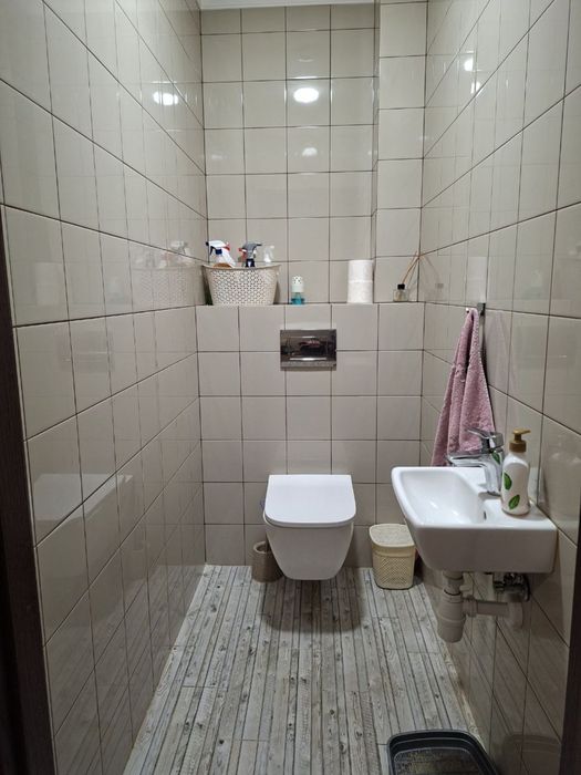 2 ком. квартира -60 метров с ремонтом . Программы.