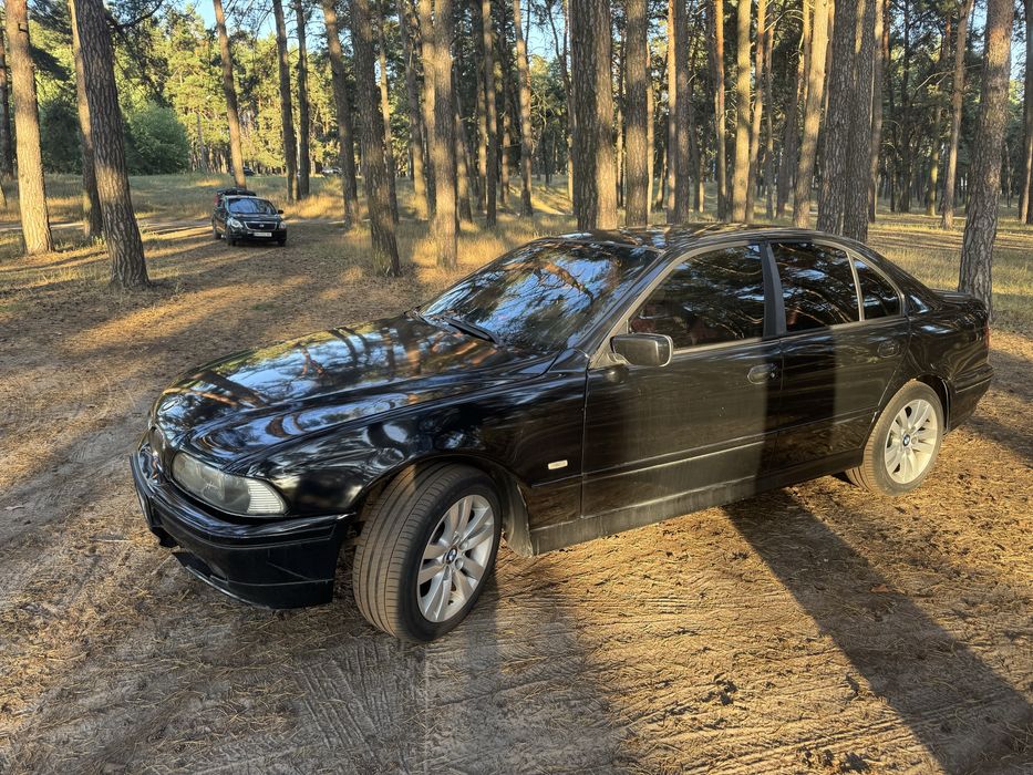 Продам Бмв е39 528i