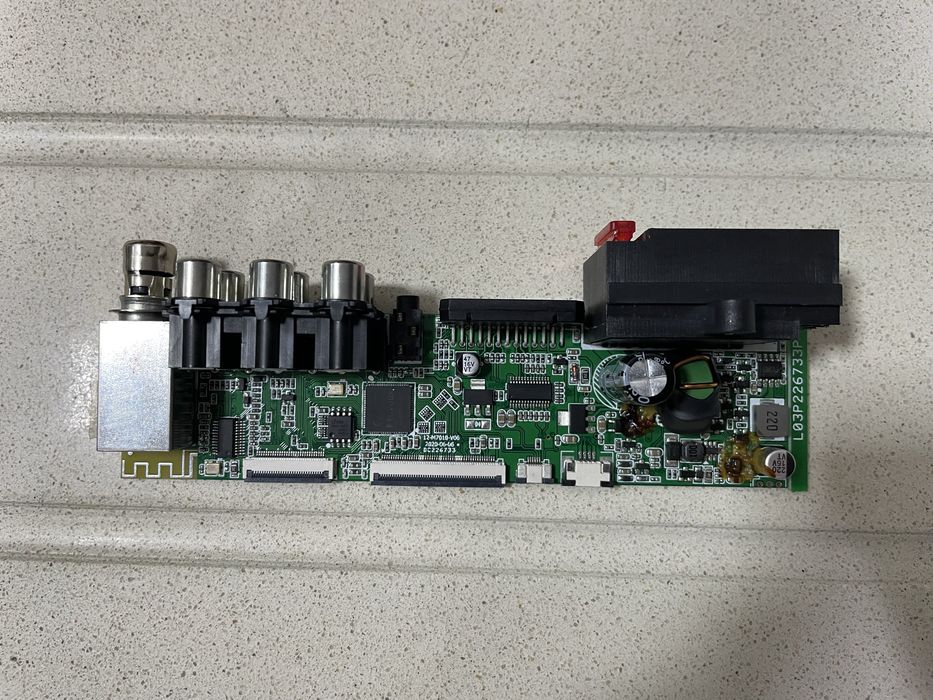 Placa principal multimédia com Bluetooth (F1C200S) + placa frontal