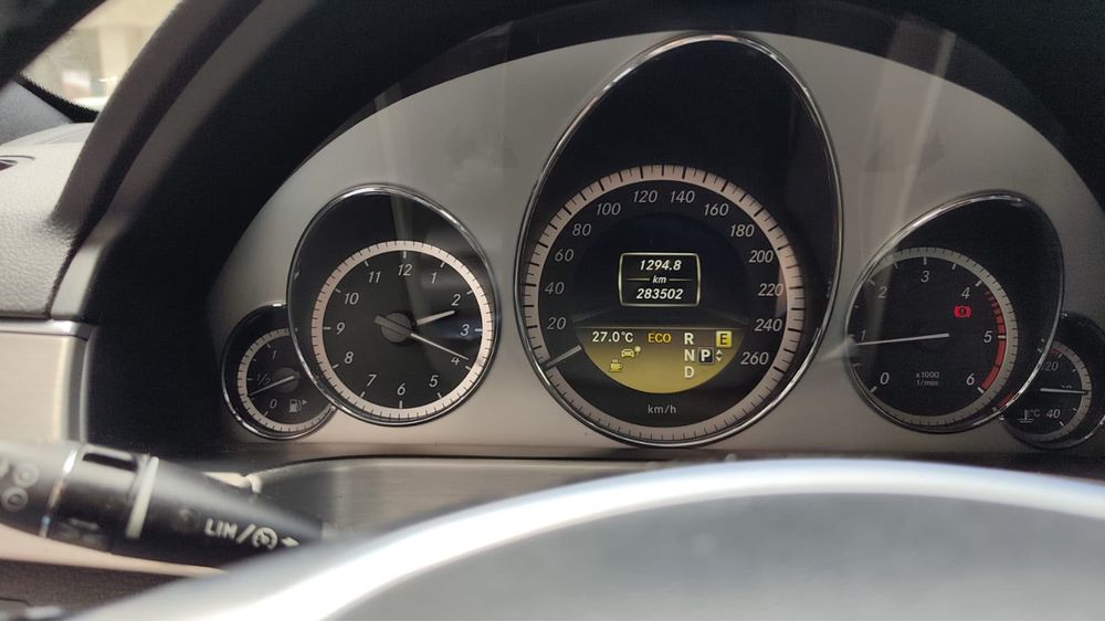 Mercedes-Benz E 250 — fotografia 4