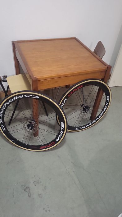 Rodas de carbono Campagnolo Bora One