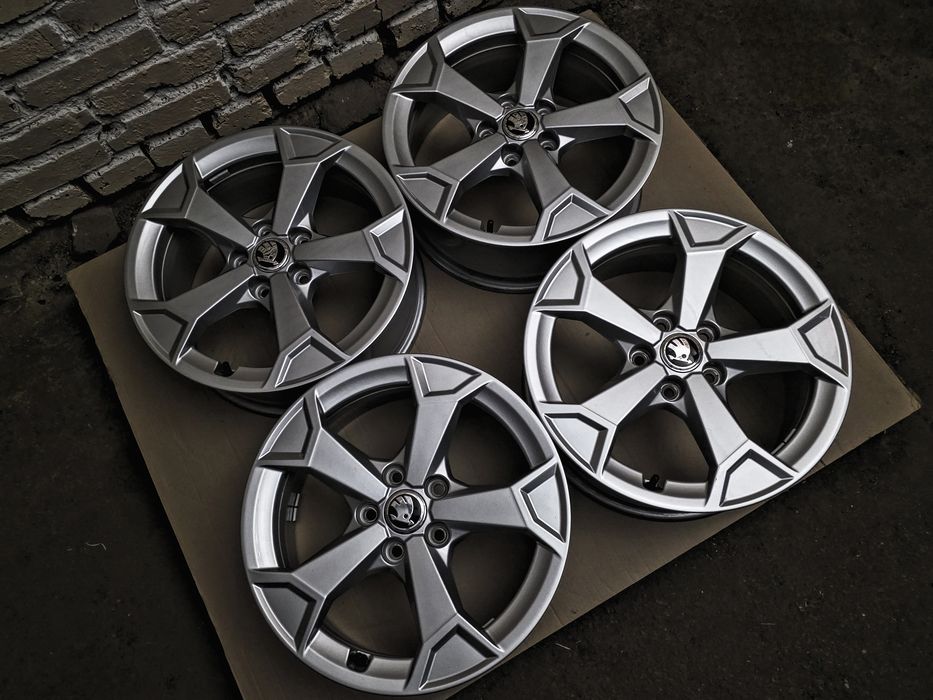 Нові R17 5x112 SKODA | Original | Рідна фарба, без пошкоджень, без ремонтів, без дефектів | Комплект / 4шт | Преміум диски | Seat/Audi/VW... | VAG