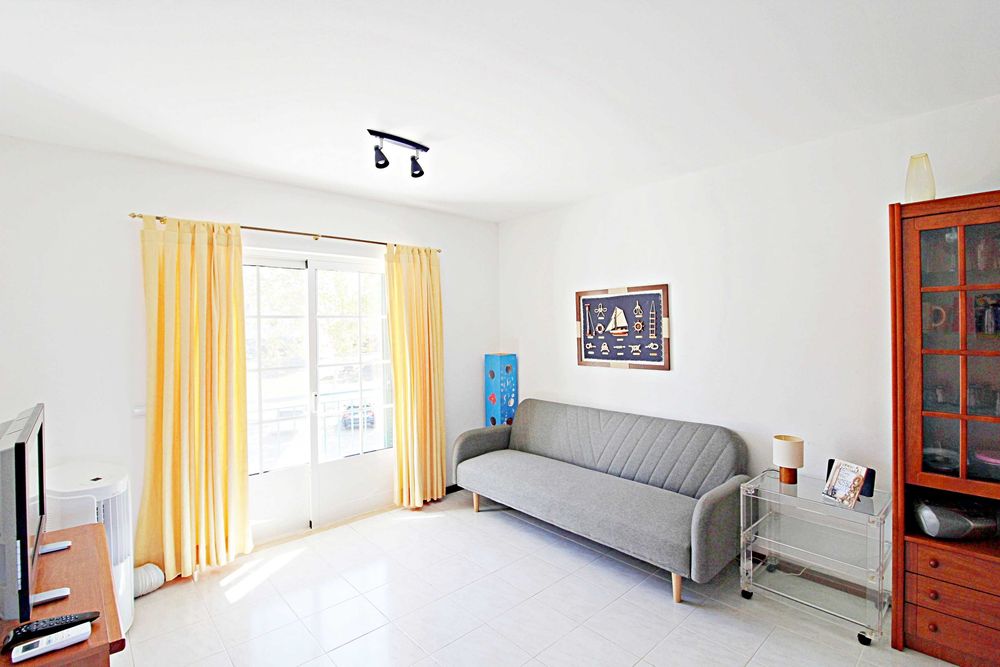 Apartamento T2 a 550m da Praia das 'Primas' - Altura