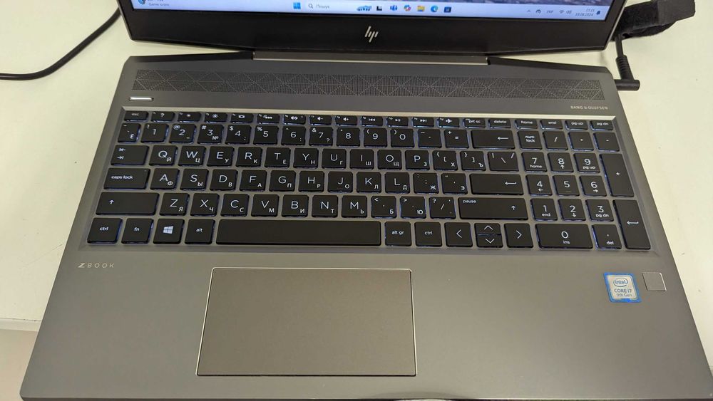 HP Zbook 15v G5 I7-9750H 32Gb RAM SSD 512Gb+2Tb HDD NVIDIA P600 4Gb