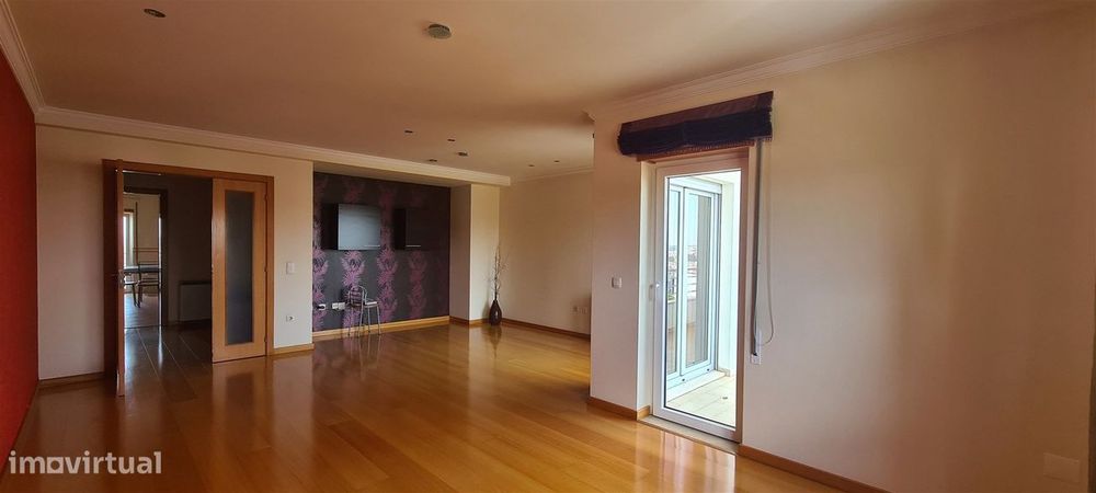 Apartamento T3 Telheiro, Leiria