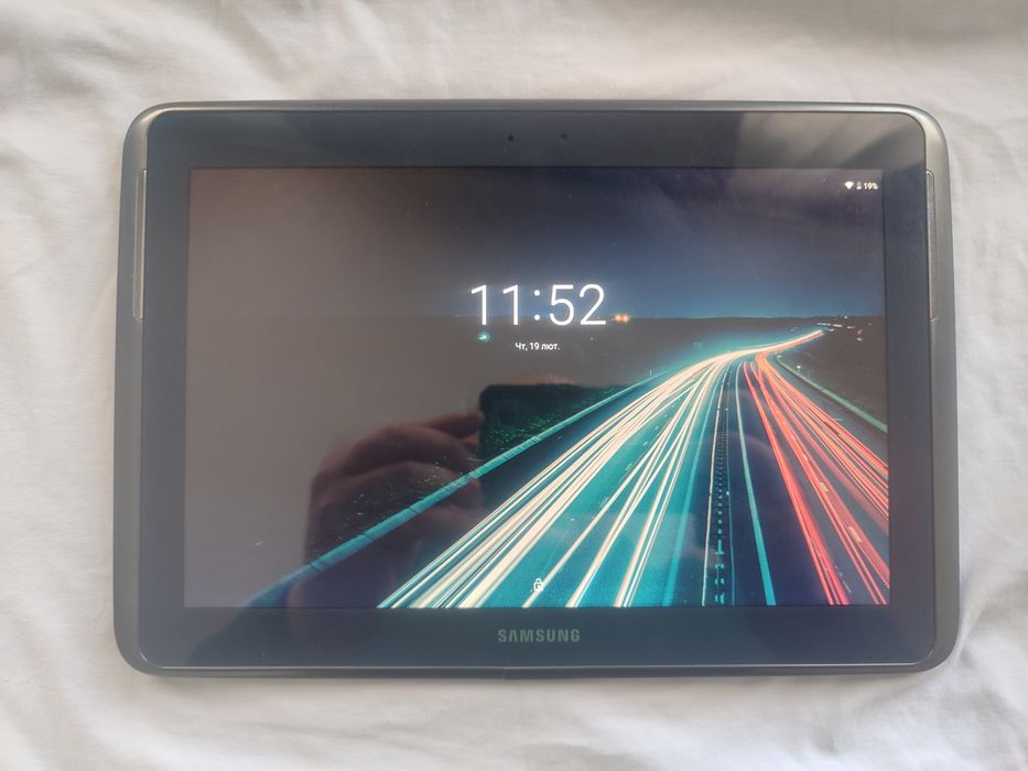 Продам планшет Samsung Galaxy Note 10.1 (GT-N8013)