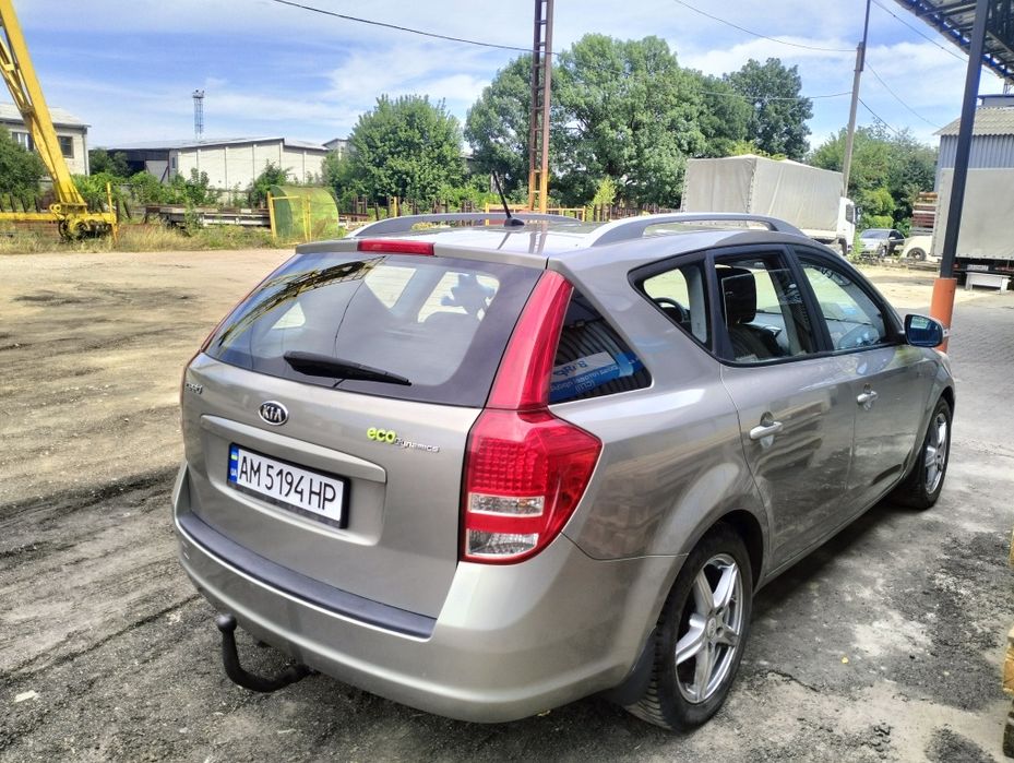 KIA ceed універсал