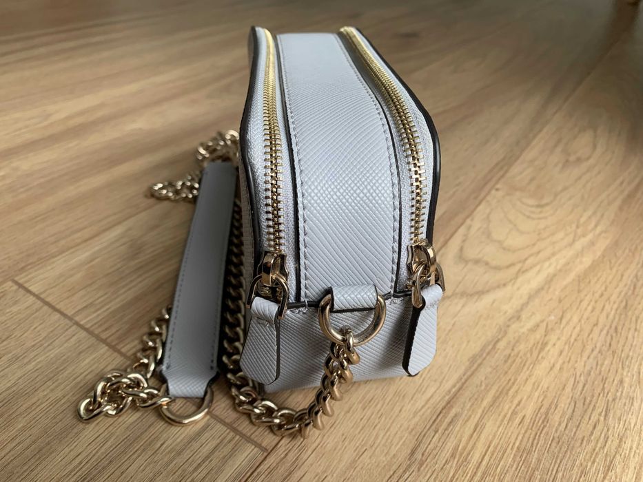 Guess NOELLE Cross body bag - lavendar grey