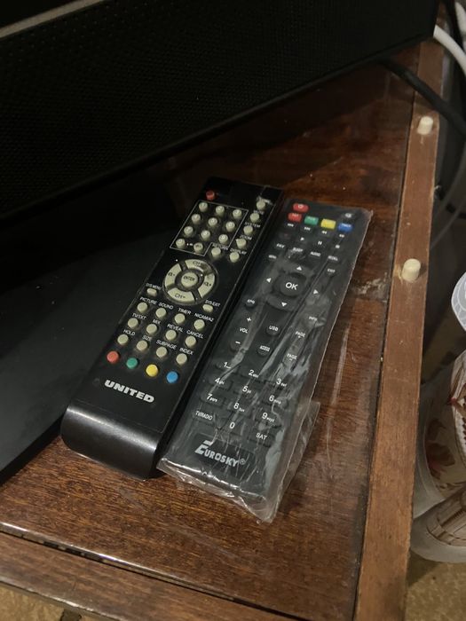 Телевізор, UNITED, +TV tuner, T2