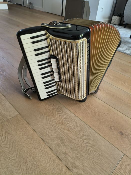 Akordeon Hohner CONCERTO III 72 basy 3/5 chóry stan,jak NÓWKA!