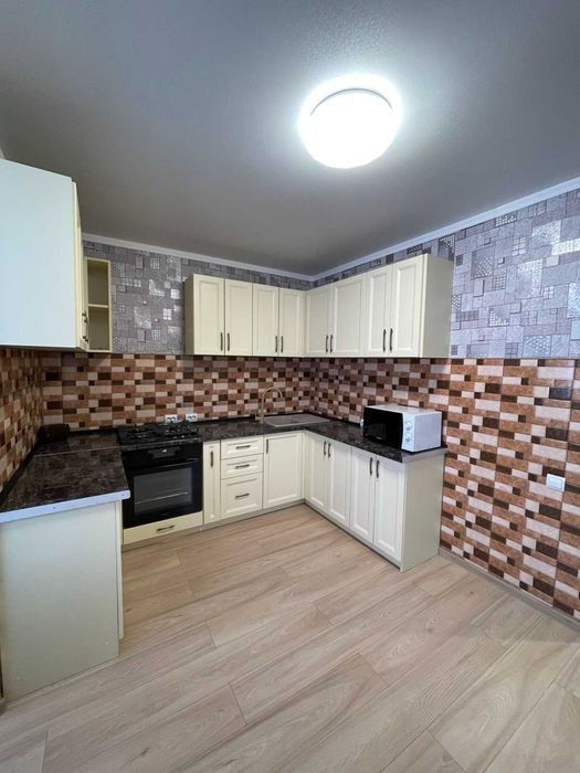 Продаж 1-кімнатної квартири на тихому районі