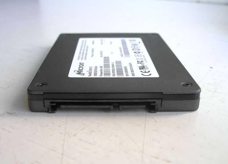 SSD-диск Micron на 128 ГБ