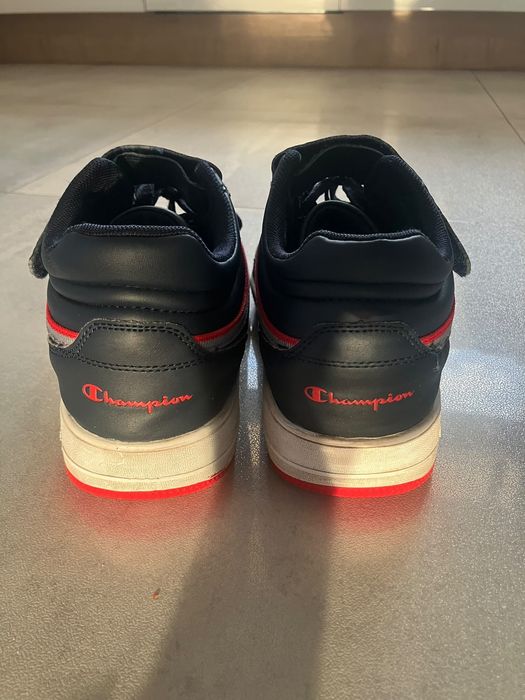 Buty  39 Champion  Rebound