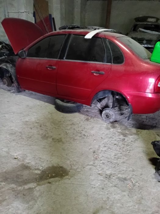 Продам двери ваз калина