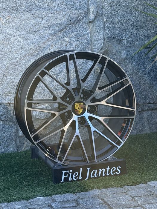 Jantes Porsche Macan Ev 5x130 21’