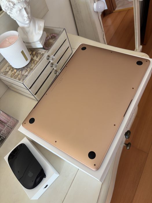 Macbook air 2019