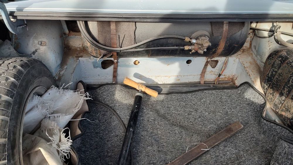 Продам Ваз 2105 в нормальном состоянии