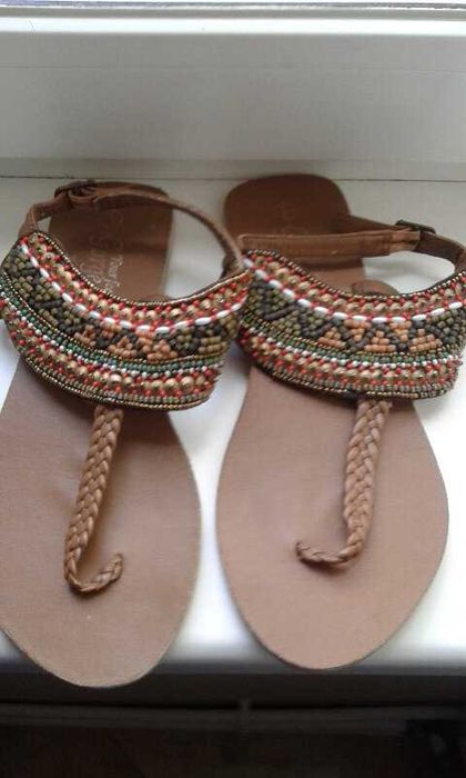 Босоножки your feet look gorgeous. натуральная кожа.38р