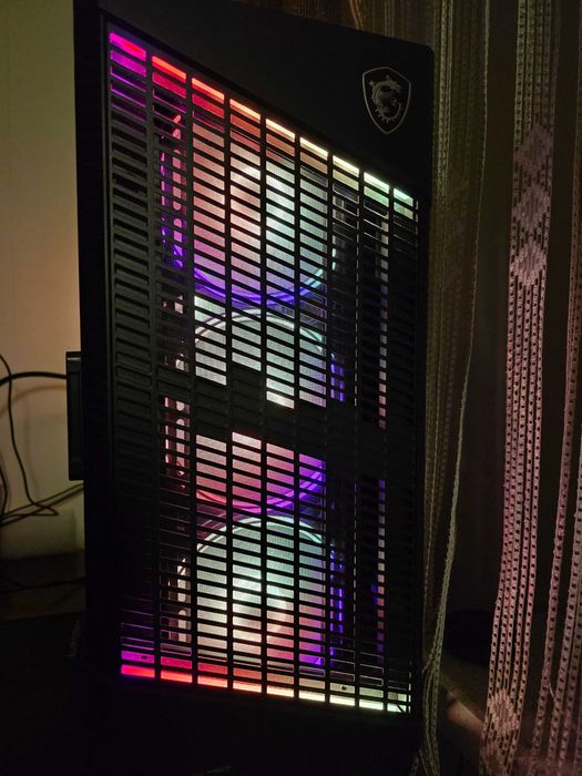 Komputer Ryzen 9700x, RTX 5070, Windows 11 PRO