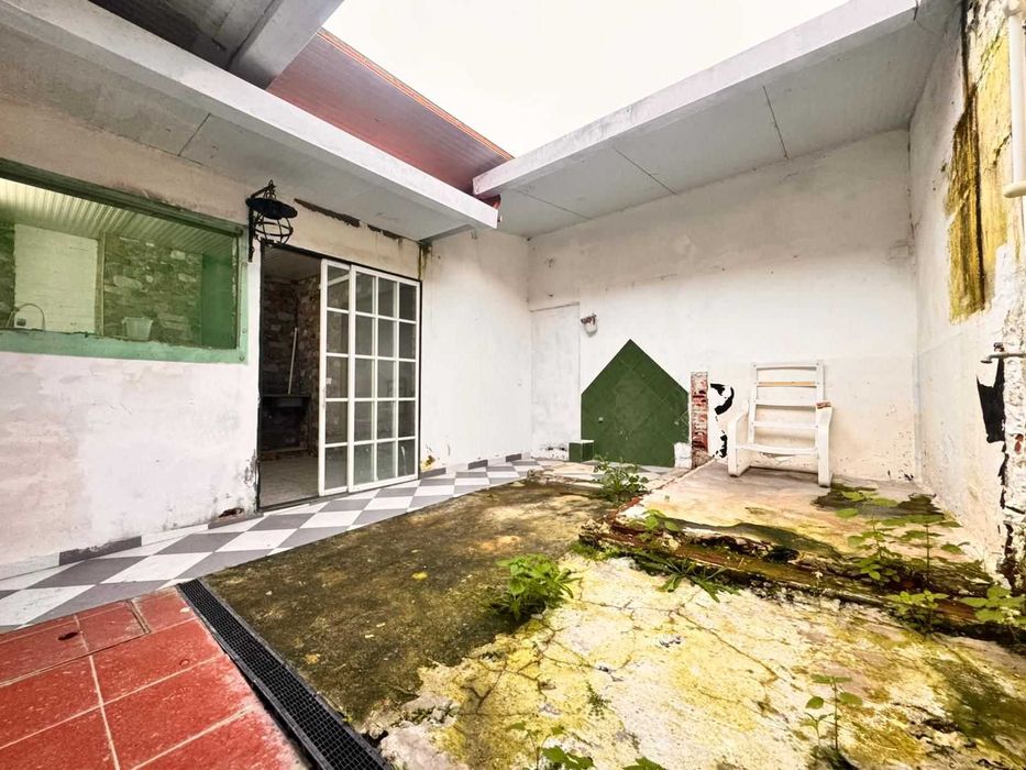 Moradia Térrea T2+2 Com Anexos e Quintal