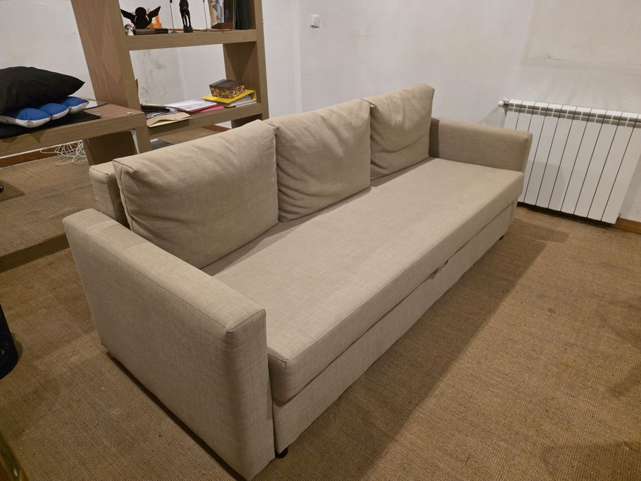 Sofá cama Ikea em beje