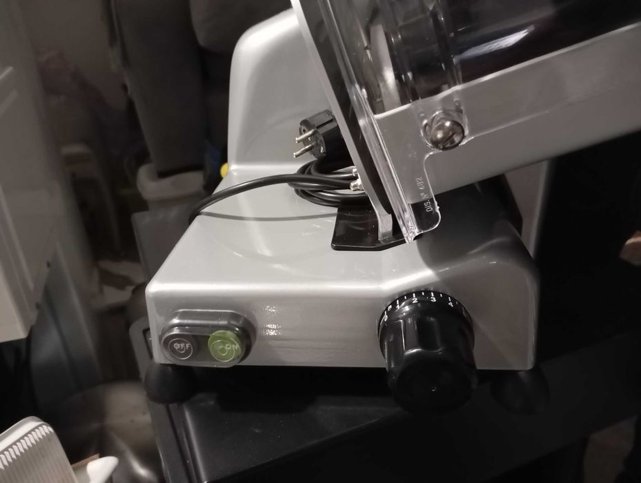 Fatiadora de frios GFS 2019 METRO Profissional