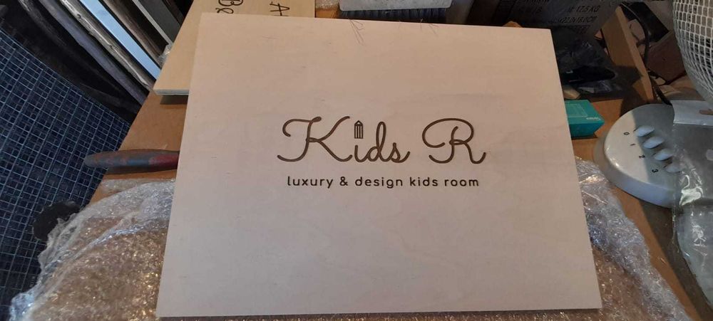 Letreiros, Sinalética, CNC e Gravação a Laser - Soluções para Negócios