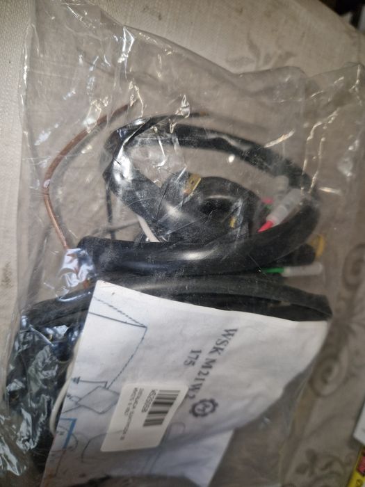 Nowa wiązka elektryczna instalacja+schemat wsk 175 M21 W2