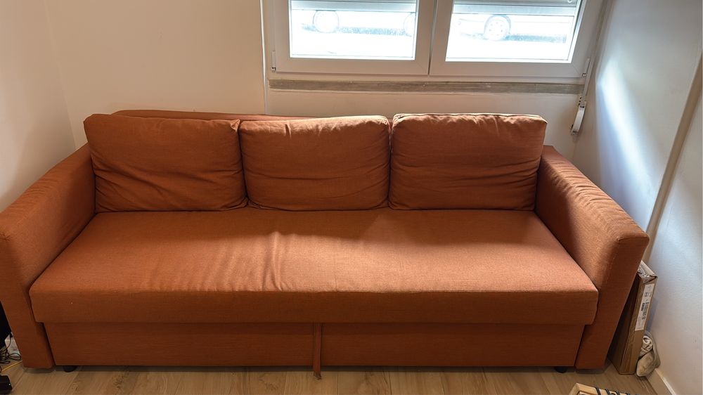 Sofa Cama Friheten Laranja 3 Lugares