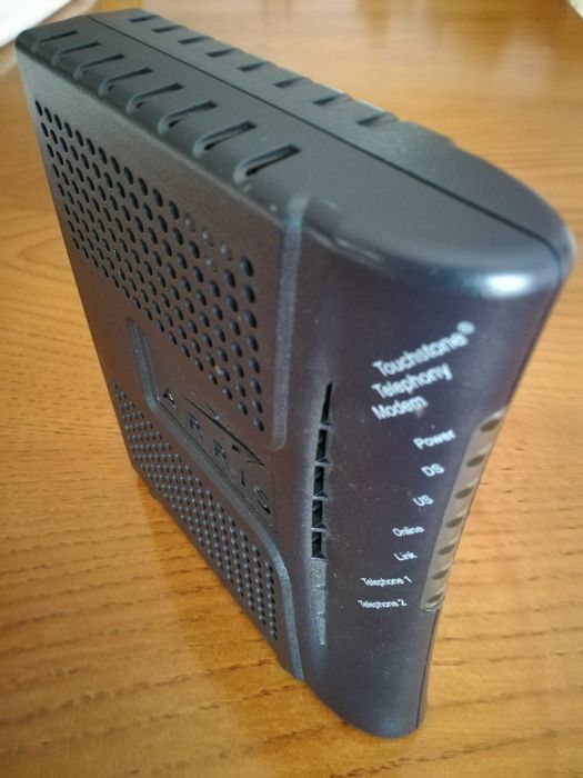 Router Arris                                                       .64343243583617124