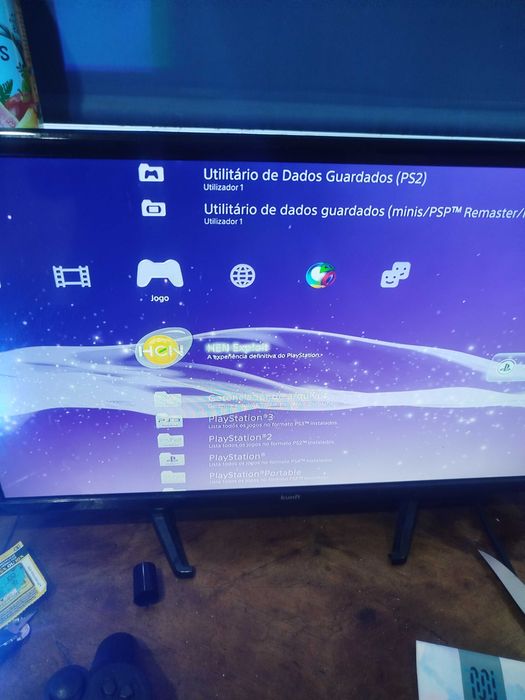 PS3 semi nova a venda e Desbloqueada cheia de Jogos
