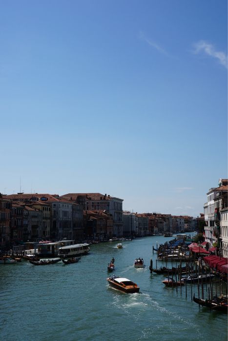 Canon SX210 IS як Новий!Повний комплект