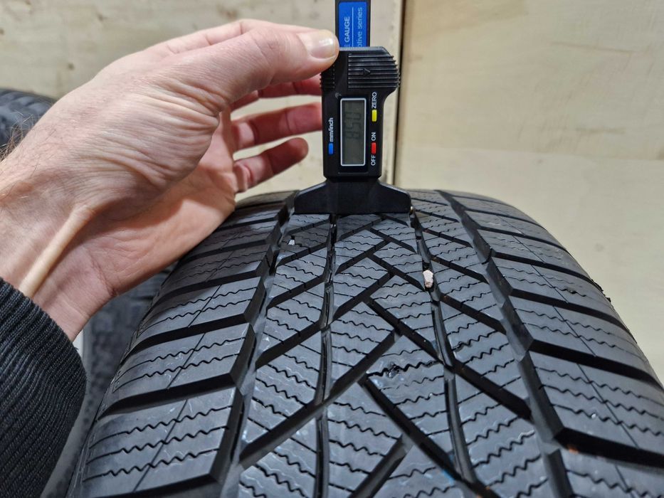 opony zimowe zima 4szt komplet 215/65 R16 SPORTIVA SNOW WIN3 z 2022r