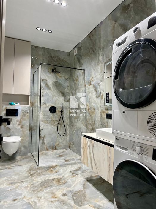 Продаж стильної 3-кімнатної квартири в ЖК «Варшавський», центр Уж