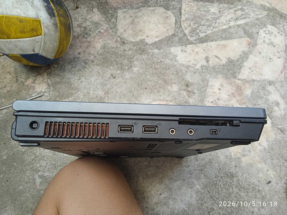 Computador HP Compaq 6701b