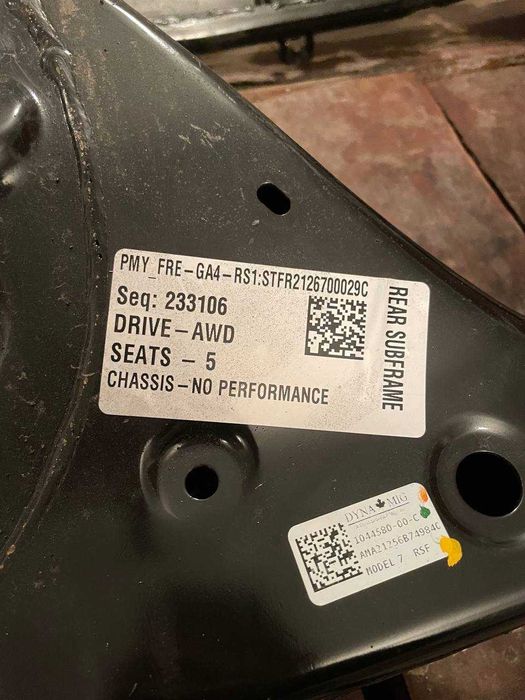 Продам Задний подрамник от Tesla Model Y 2021 LR