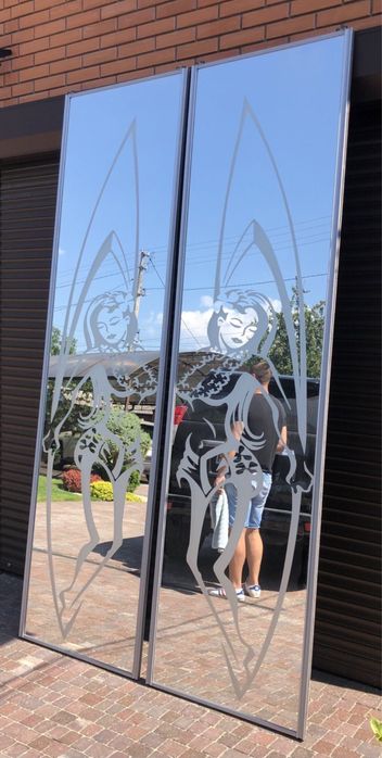 Двері з механізмом - шафа купе