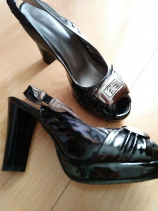 Buty nowe czarne lakier