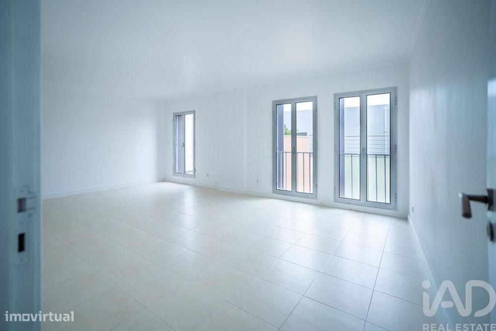 Apartamento T2 em Marvila de 84 m2