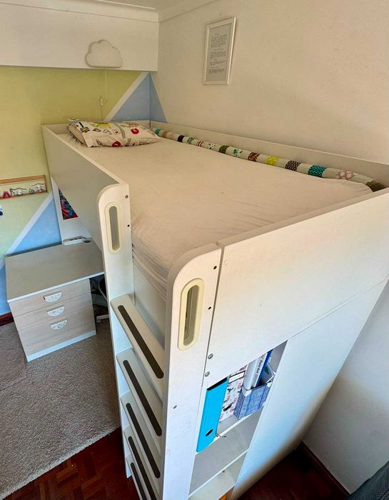 Cama beliche + secretária + armário SMÅSTAD