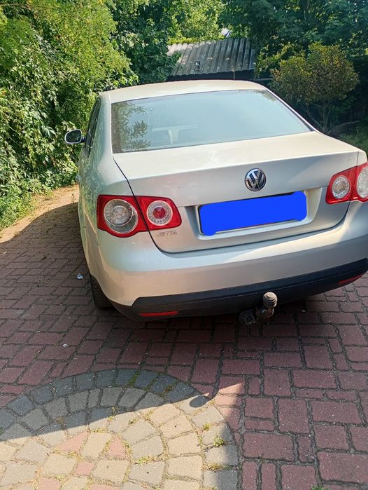Volkswagen jetta 1.6 diesel 2009r