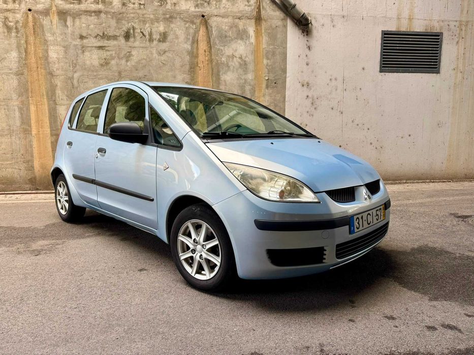 Mitsubishi Colt 1.1 E- Motion 75cv Muito Estimado