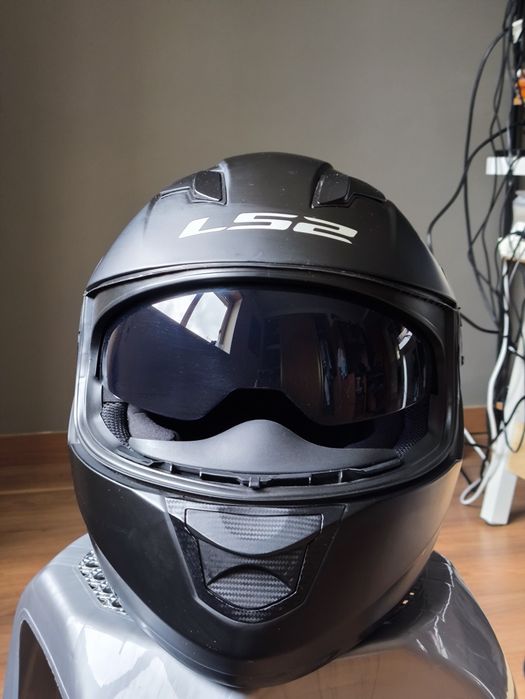 Capacete LS2 preto