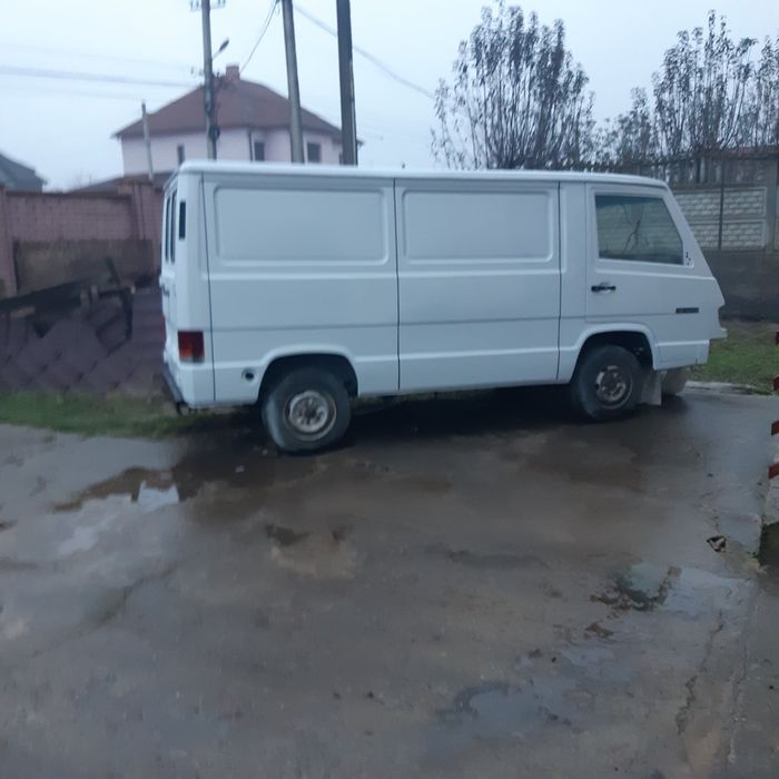 Мерседес Мб 100 після капітального ремонту