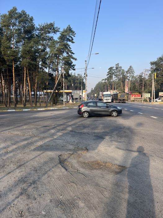 Варшавська траса, комерція