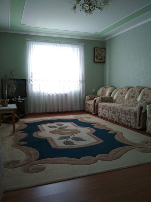 Продам 2-х этажный дом, от владельца, в Каменце-Подольском.