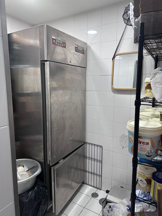 Equipamentos para Gelataria – Máquina de Gelados, Vitrine e Mais