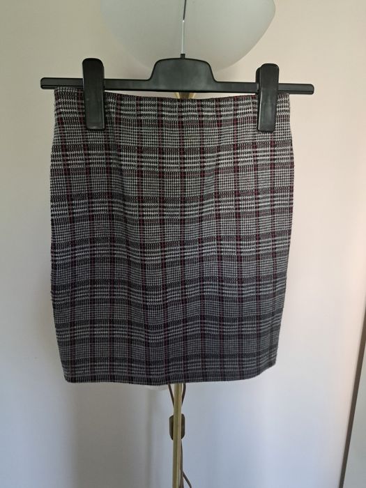 Spódniczka mini w kratę - Sinsay